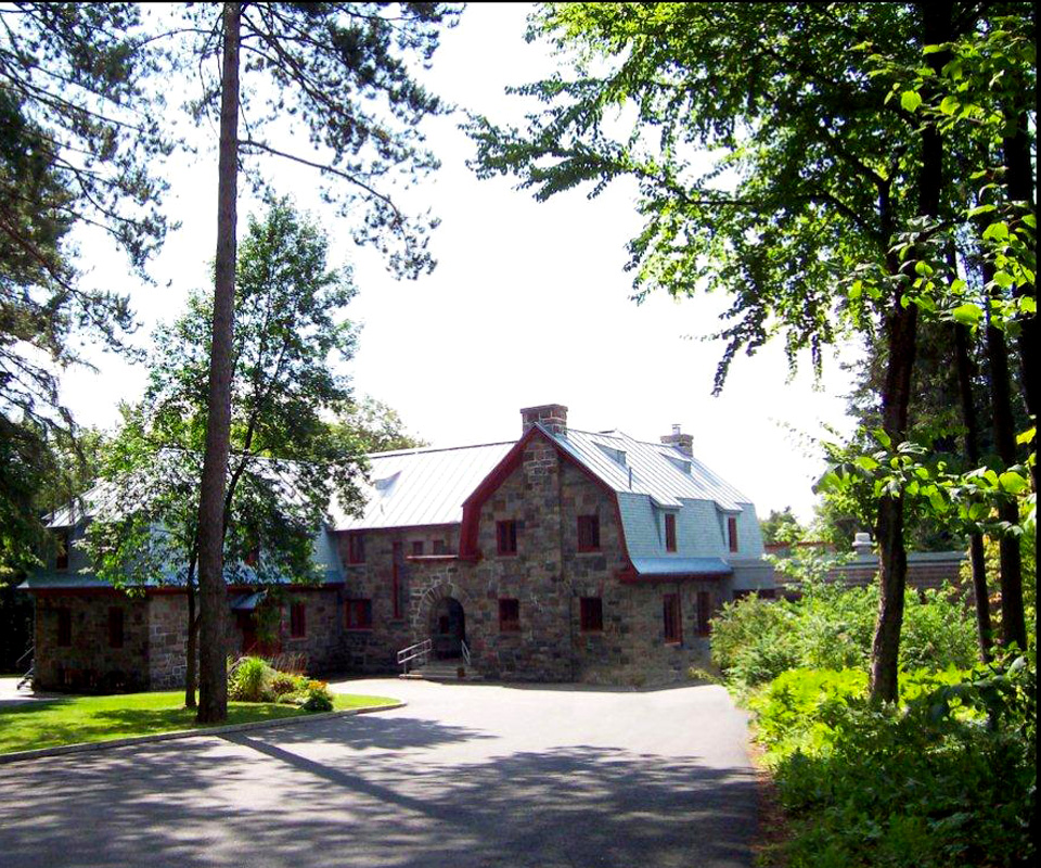 EUQ L'École des Ursulines de Québec et Loretteville